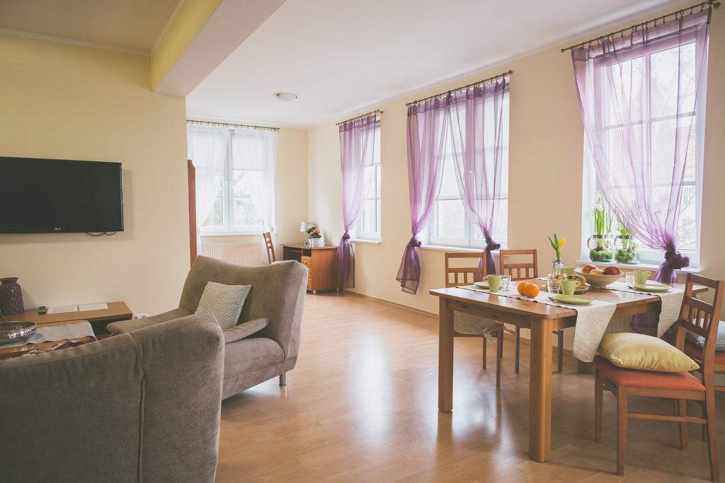 Apartamenty Przy Zamku ออลชติน ภายนอก รูปภาพ